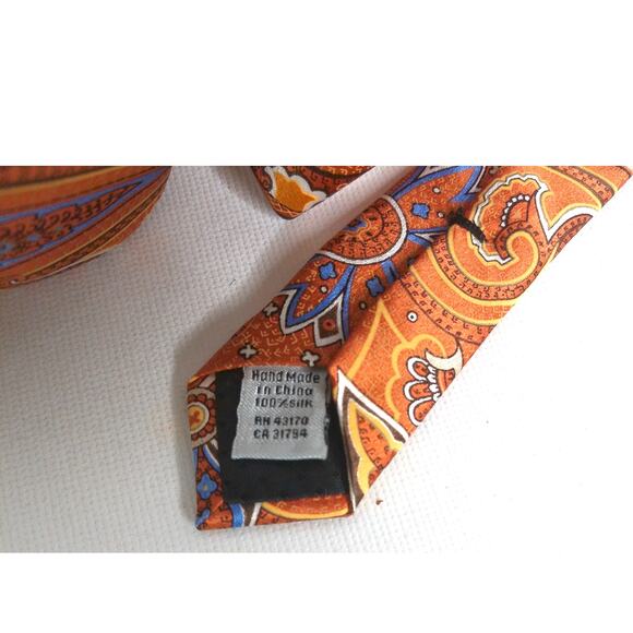 Geoffrey Beene Crysler Paisley Silk Handmade Tie New - Picture 5 of 7